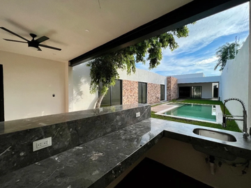 VENTA DE CASA MILÁN PRANA,  UBICADA EN DZITYA
