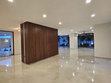 En Venta, Residencia de Lujo en exclusiva Privada dentro de Mérida, Yucatán