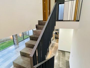 Casa en Venta en Soaré 2 Coto 1, Solares, Zapopan, Jalisco.