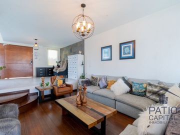Venta de Casa en Bosque Esmeralda, Atizapán