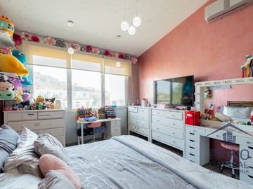 Venta de Casa en Bosque Esmeralda, Atizapán