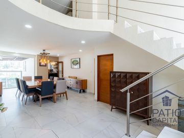 Venta de Casa en Bosque Esmeralda, Atizapán