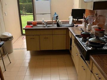 Se vende casa para remodelar en Fuente de la Joya, Interlomas  !!!!!! (D)