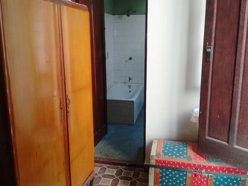 Se Alquila Casita para negocio o residencia.
