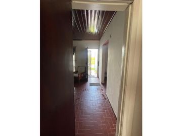 casa dos habitaciones y garage