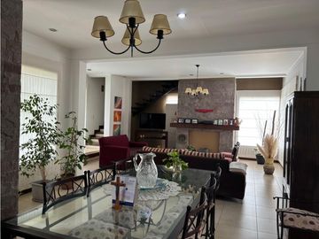 CASA EN VENTA RINCÓN DE ARAOZ