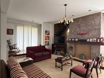 CASA EN VENTA RINCÓN DE ARAOZ