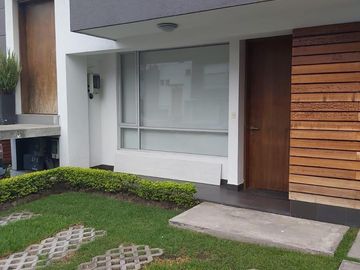 Casa en venta dentro de conjunto en Tumbaco