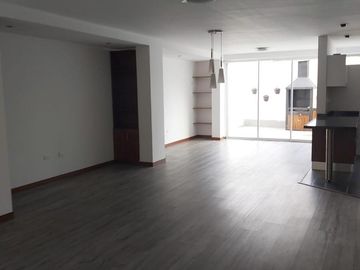 Casa en venta dentro de conjunto en Tumbaco