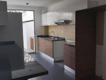 Casa en venta dentro de conjunto en Tumbaco