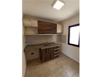 DEPARTAMENTO 1 DORMITORIO CON BALCÓN ALTO ALBERDI