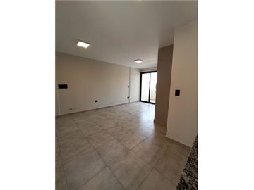 DEPARTAMENTO 1 DORMITORIO CON BALCÓN ALTO ALBERDI