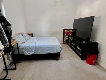 Venta PH con Galpón en La Paternal