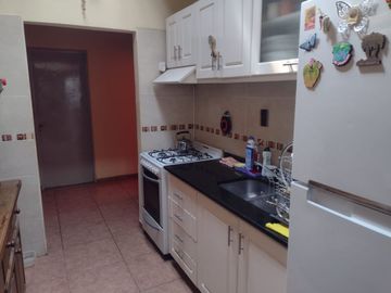 CASA EN VENTA DE 3 DORMITORIOS- LUZURIAGA - MAIPÚ