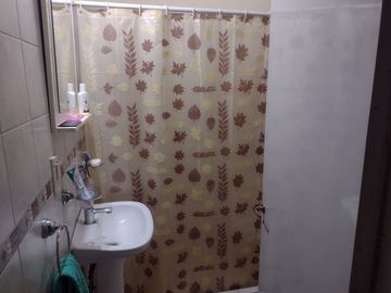 CASA EN VENTA DE 3 DORMITORIOS- LUZURIAGA - MAIPÚ