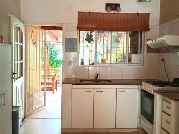 VENTA CASA 3AMB + JARDIN + PARRILLA EN TORTUGUITAS