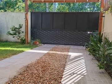 VENTA CASA 3AMB + JARDIN + PARRILLA EN TORTUGUITAS