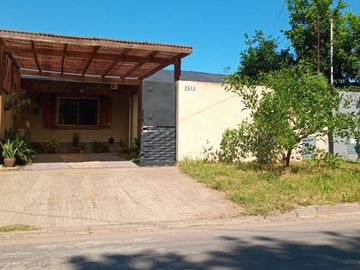 VENTA CASA 3AMB + JARDIN + PARRILLA EN TORTUGUITAS
