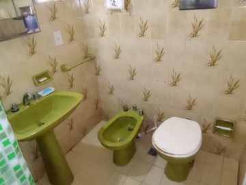 VENTA CASA LOTE PROPIO BECCAR