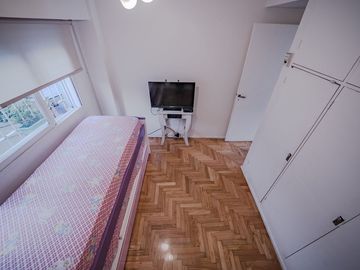 VENTA PH 5 AMBIENTES ALMAGRO-PERMUTA