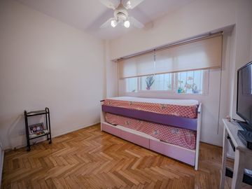 VENTA PH 5 AMBIENTES ALMAGRO-PERMUTA