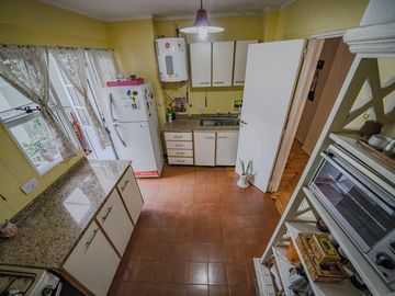VENTA PH 5 AMBIENTES ALMAGRO-PERMUTA