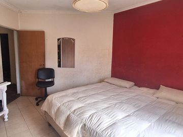 Alberdi y Sgto. Cabral -Casa, Depto y Galpón VENTA