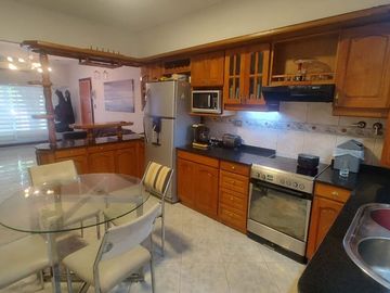 VENTA PH 6 AMB RECICLADO PATIO/QUINCHO SARANDI A.C