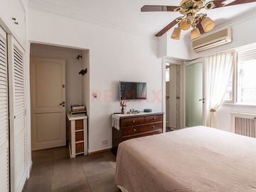 Venta PISO Depto. 4 amb. +depend, balcón y cochera