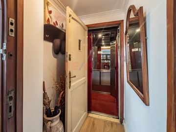 Venta PISO Depto. 4 amb. +depend, balcón y cochera