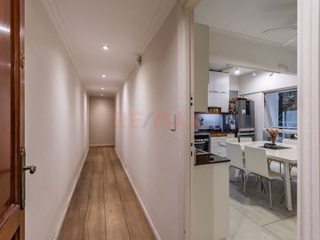 Venta PISO Depto. 4 amb. +depend, balcón y cochera