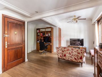 Venta PISO Depto. 4 amb. +depend, balcón y cochera