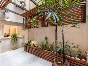 Venta PISO Depto. 4 amb. +depend, balcón y cochera