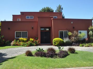 VENTA CASA 5 AMB C/ PILETA - LA HERRADURA - PILAR