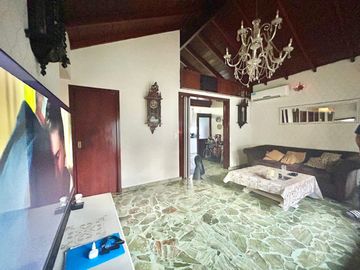 VENTA CASA 4 AMB. BARRIO CERRADO LOS POLVORINES