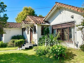 VENTA CASA 4 AMB. BARRIO CERRADO LOS POLVORINES