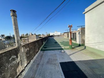 Venta Ph 2 ambientes A metros Av Belgrano
