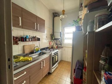 Venta Ph 2 ambientes A metros Av Belgrano