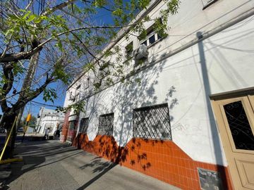 Venta Ph 2 ambientes A metros Av Belgrano