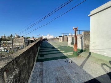 Venta Ph 2 ambientes A metros Av Belgrano