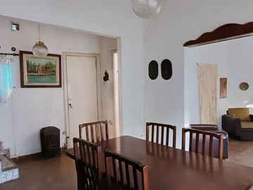 VENTA PH CASA 4 AMB APTO CREDITO GARAGE CASTELAR 