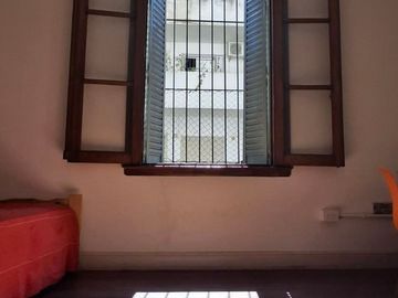 VENTA ÚNICO PH DE ESTILO 2 AMB EN PARQUE PATRICIOS