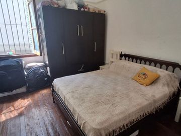 VENTA ÚNICO PH DE ESTILO 2 AMB EN PARQUE PATRICIOS