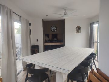 Casa en Terruño de Araoz 2 con SUM propio