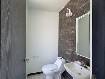 Casa moderna en fraccionamiento privado Las Margaritas