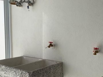CASA EN VENTA HACIENDA CARLOTA QUERETARO RCV230109-AE