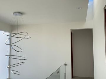 CASA EN VENTA HACIENDA CARLOTA QUERETARO RCV230109-AE