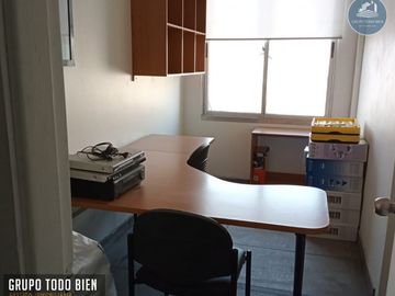 Amplia oficina, conectividad 180 mts2 , Santiago Centro.