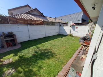 VENTA HERMOSA CASA EN MAIPU COSTADO PARQUE ARAUCO