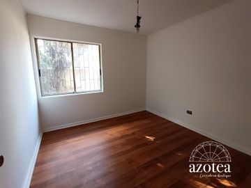 Casa en venta en LA REINA
